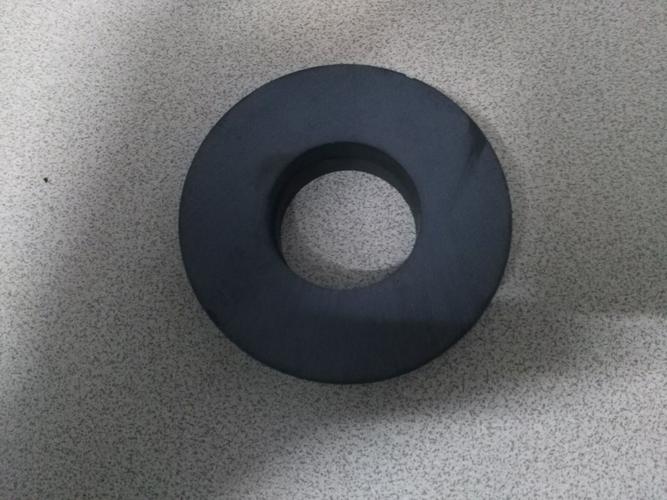 供应信息 永磁材料 60*32*10mm异性铁氧体圆片 黑色普磁铁 铁氧体方形